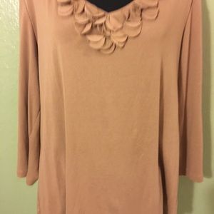 knit top with scallop details around neckline